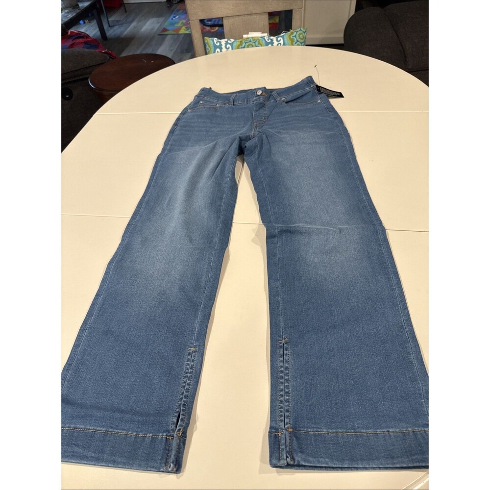 D&Co Adaptive Jeans New with Tags. Size 10. Medium Wash.